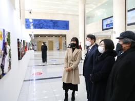 수원지법, 장애인 미술작품 전시회 '따뜻한 동행전' 개최 기사 이미지