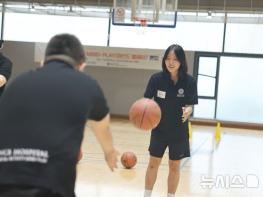 "자폐 청소년 자립 돕는다"…농구 치료 도입 기사 이미지